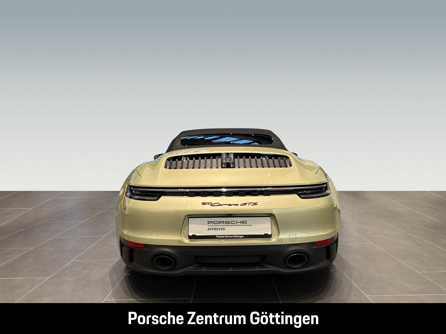 Porsche 911 992 Cabriolet Carrera GTS