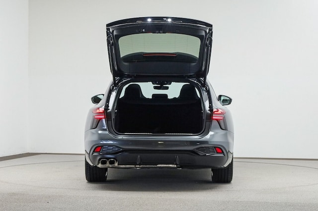 Audi A6 Avant Quattro S-Tronic