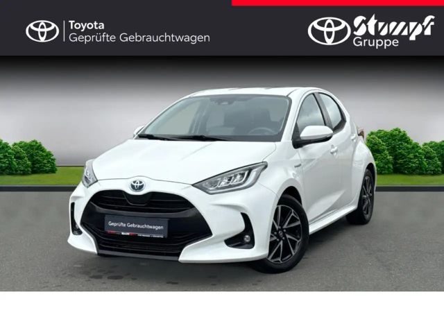 Toyota Yaris Hybride Team D