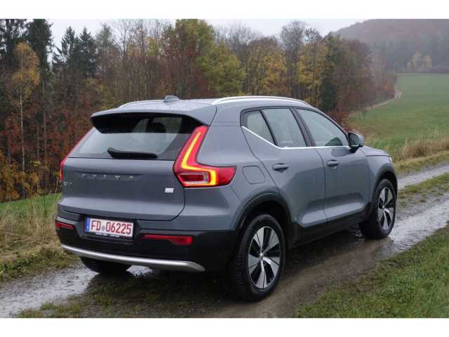 Volvo XC40 Bright Plus Recharge T4