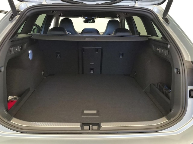 Volkswagen Passat DSG R-Line