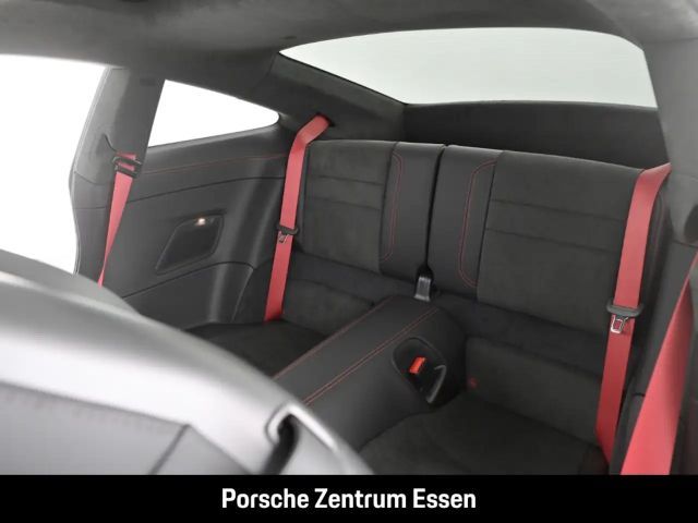 Porsche 992 4 Carrera Coupé GTS