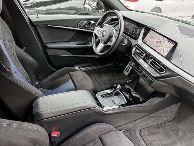 BMW 135 Sedan xDrive