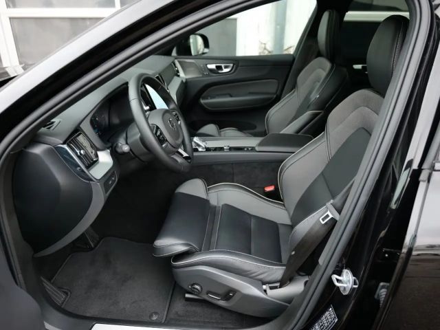 Volvo XC60 AWD Dark Plus Recharge