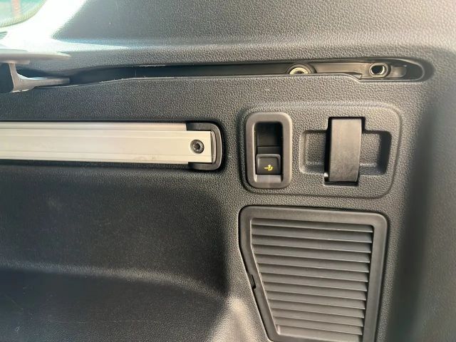 Volkswagen Touran 1.5 TSI DSG Highline