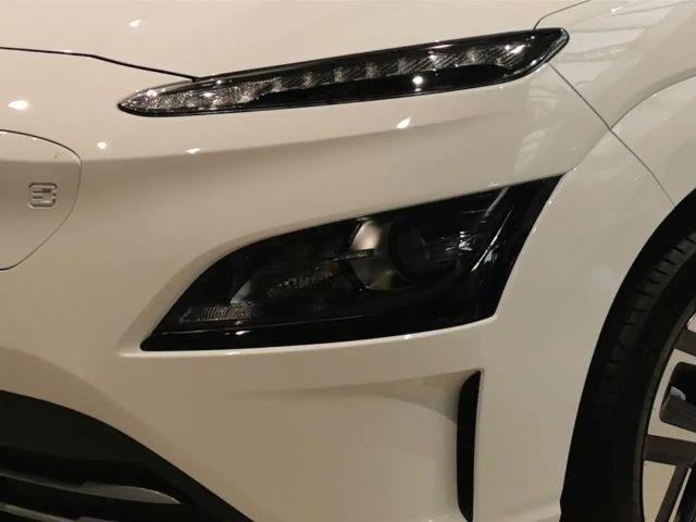 Hyundai Kona 2WD Select