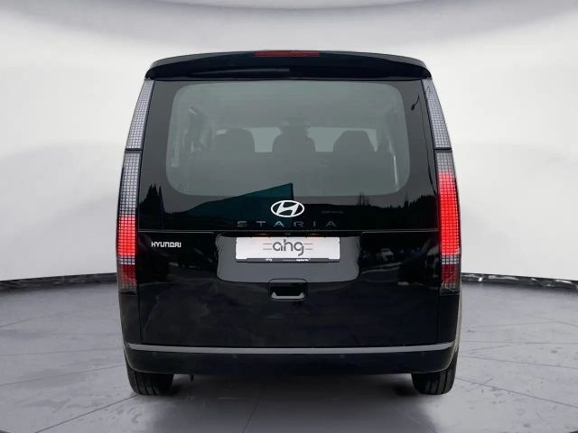 Hyundai Staria Trend