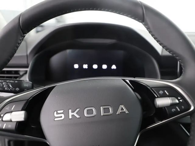 Skoda Scala Essence TSI