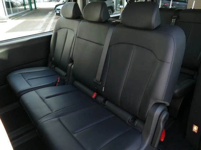 Hyundai Staria Trend