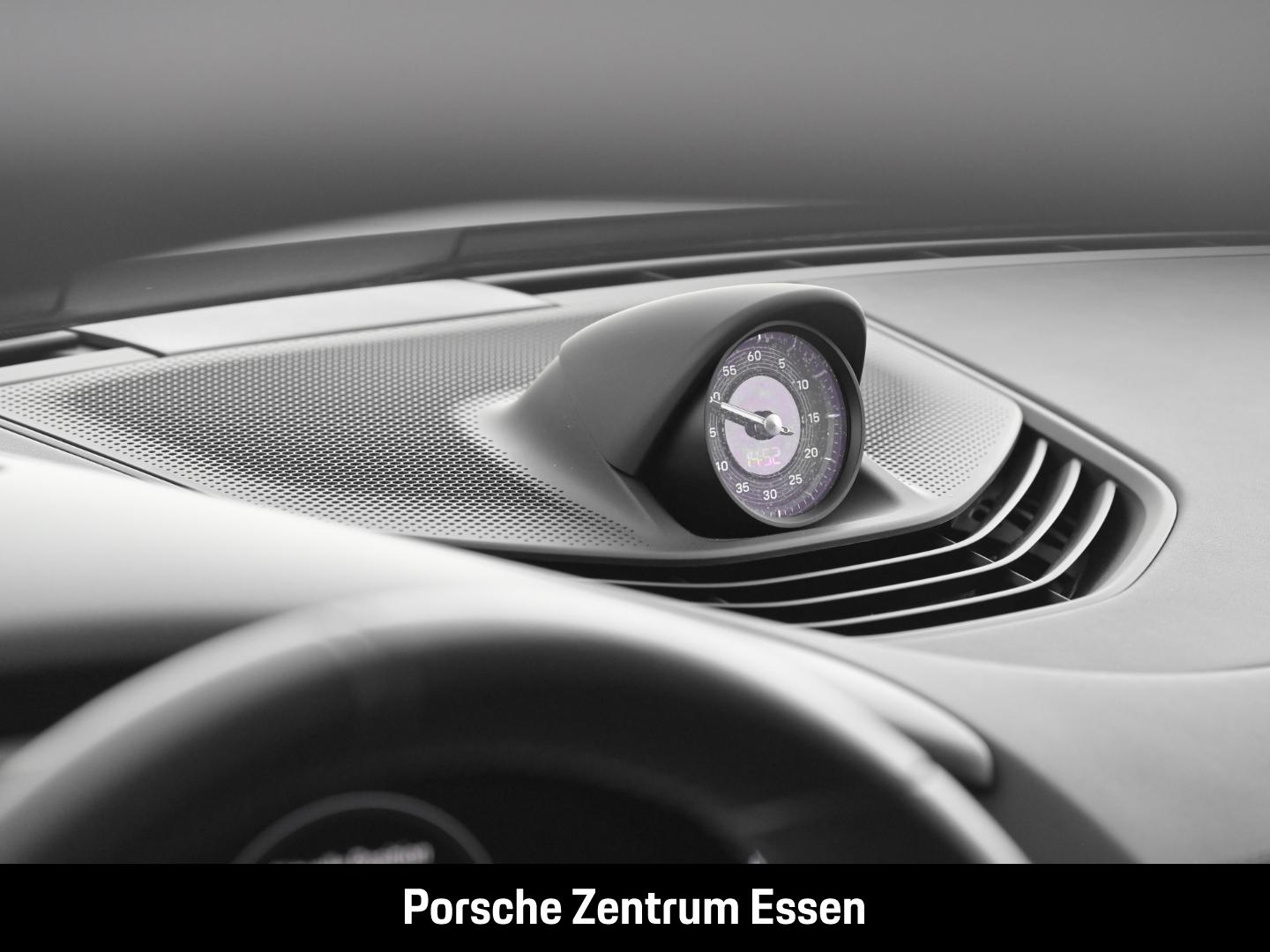 Porsche Taycan 4S Cross Turismo