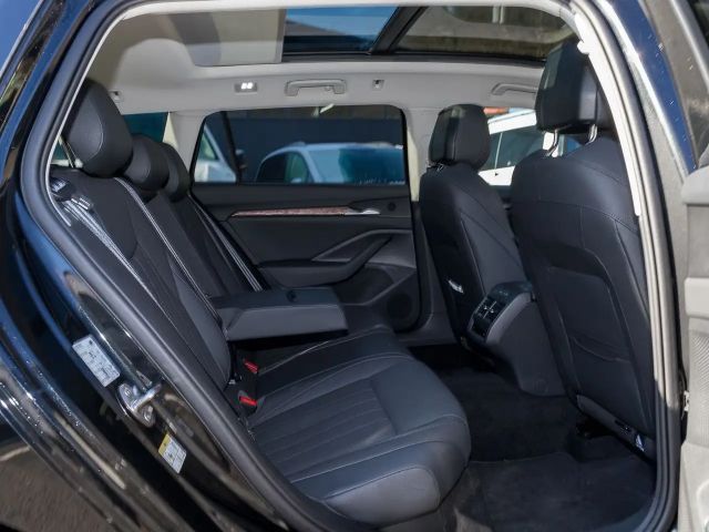 Skoda Superb 2.0 TDI Combi