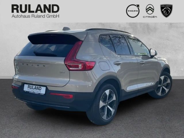 Volvo XC40 Dark Plus