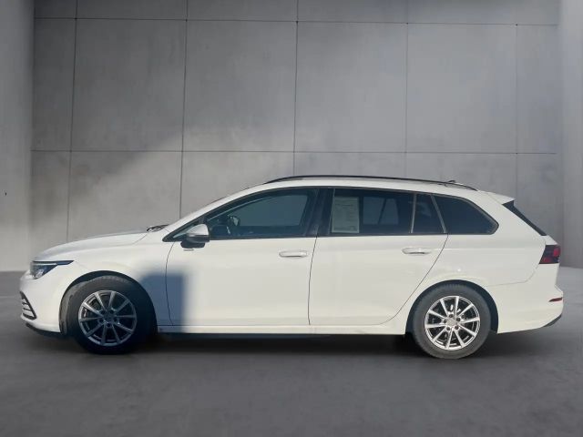 Volkswagen Golf Life Variant