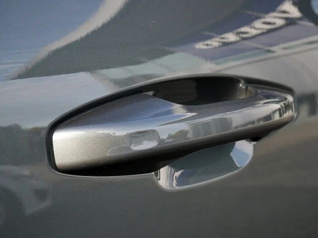 Volvo XC40 Dark Plus