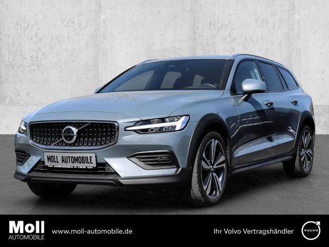 Volvo V60 Cross Country AWD Plus