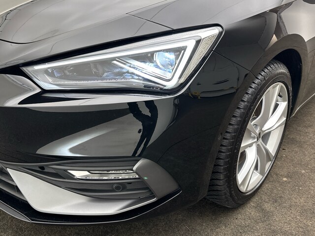 Seat Leon 2.0 TDI DSG FR-lijn Sportstourer