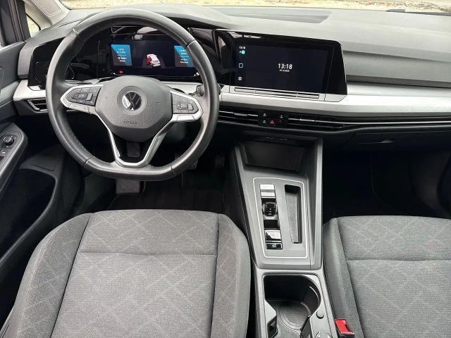 Volkswagen Golf DSG Life Variant