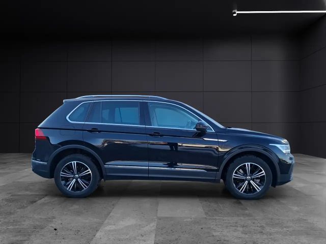 Volkswagen Tiguan DSG Life