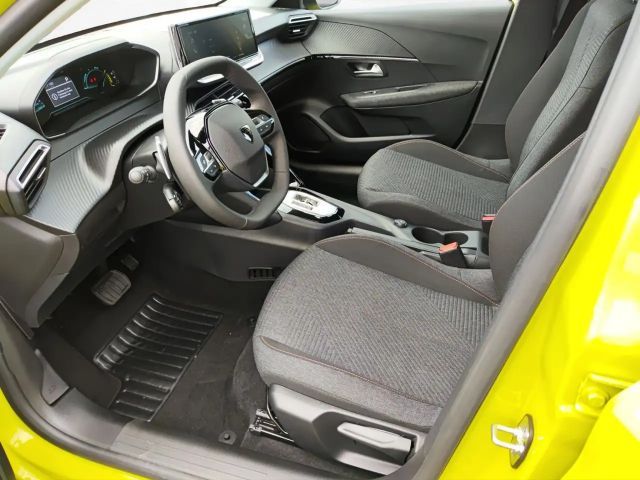 Peugeot E-208 Hybrid Style