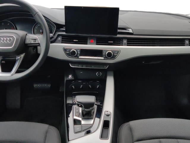 Audi A4 30 TDI Avant S-Tronic