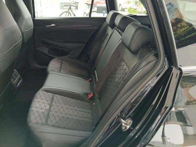 Volkswagen Golf DSG R-Line Variant