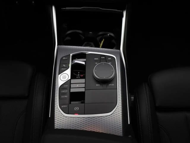 BMW 318 M-Sport Sedan