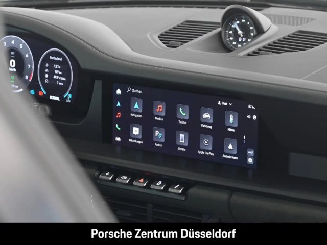 Porsche 992 4 Coupé GTS Targa