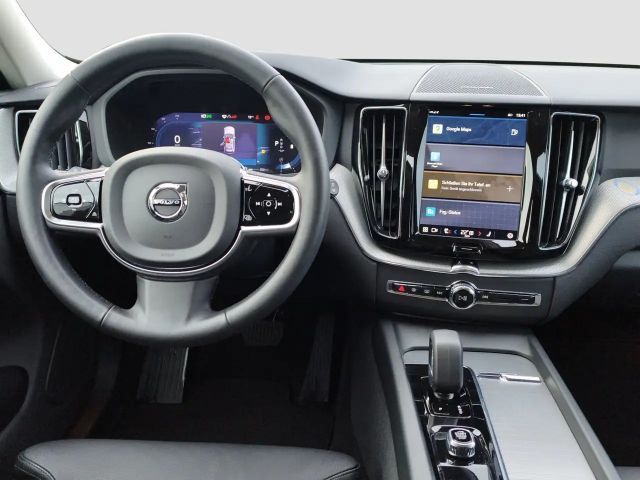 Volvo XC60 AWD Dark Plus