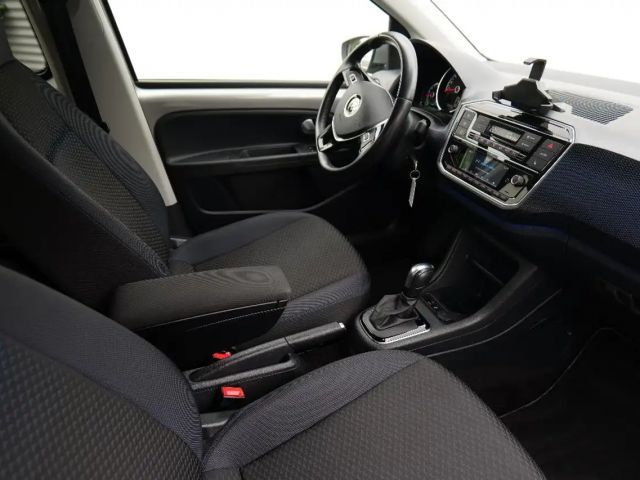Volkswagen e-up! 61 kW 32,3 kWh 1-Gang-Automatik