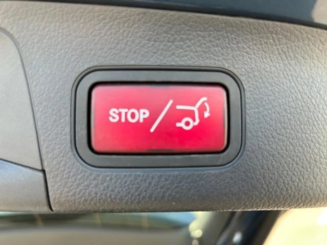 Mercedes-Benz GLA 250 4MATIC Progressive