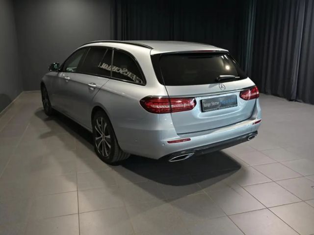 Mercedes-Benz E 300 E 300 e Estate