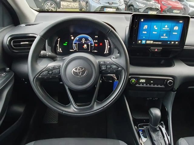 Toyota Yaris Hatchback Hybride VVT-i