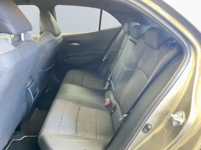 Toyota Corolla Hybride Team D