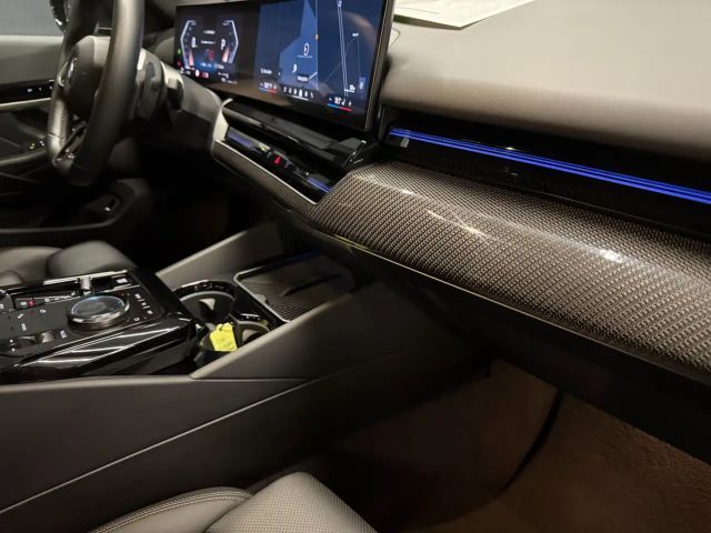 BMW 520 520d M-Sport Touring