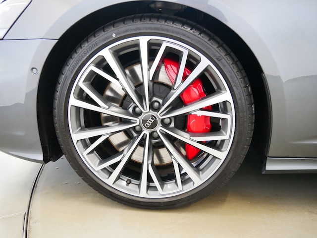 Audi S6 Avant Quattro