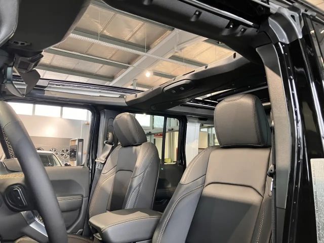 Jeep Wrangler 4x4 Sahara