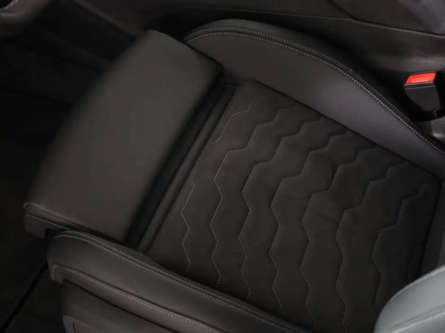 Audi A6 e-tron Quattro