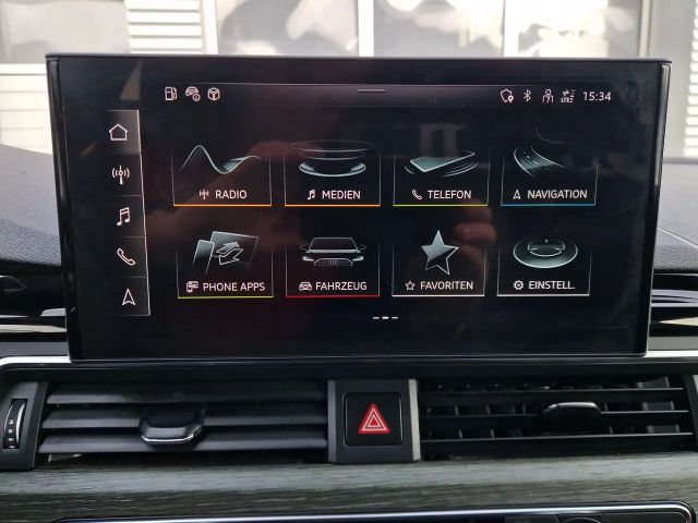 Audi A4 S-Line S-Tronic