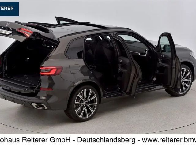 BMW X5 M50i xDrive