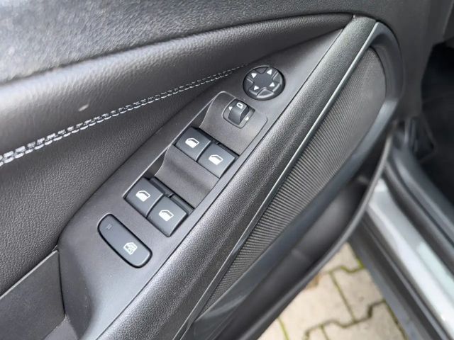 Opel Crossland X Elegance