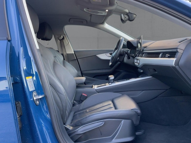 Audi A4 35 TFSI Avant S-Line S-Tronic