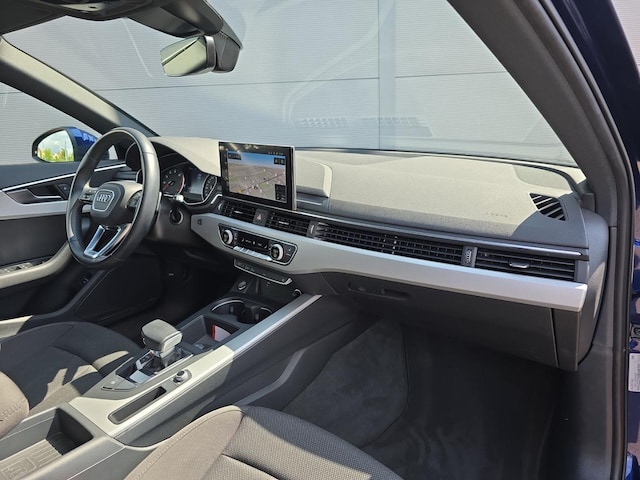 Audi A4 40 TFSI Avant S-Tronic