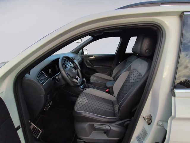 Volkswagen Tiguan 1.5 TSI DSG R-Line