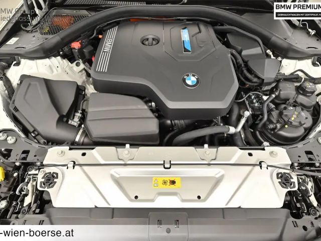 BMW 330 330e xDrive