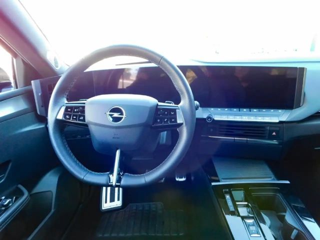 Opel Astra Sports Tourer Ultimate