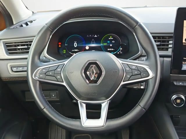 Renault Captur E-Tech Initiale Paris