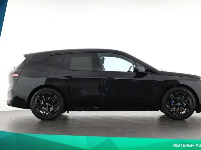 BMW iX xDrive50