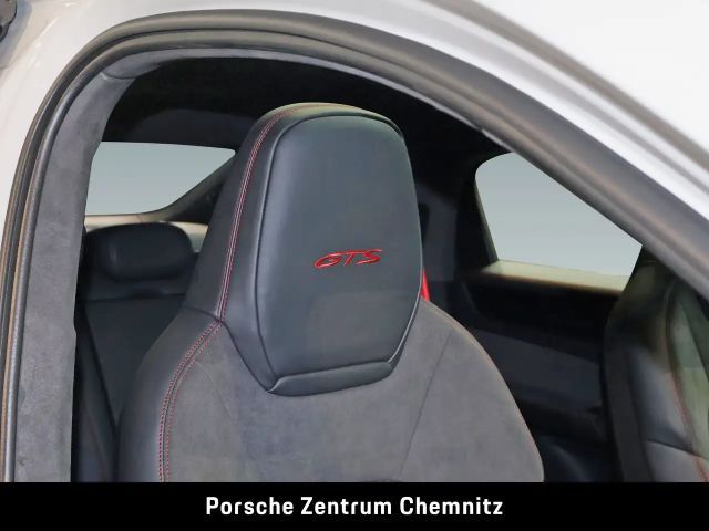 Porsche Cayenne 4 Coupé GTS