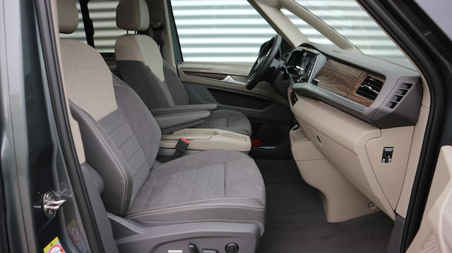 Volkswagen Multivan Multivan     StyleLÜ110TDI Aut