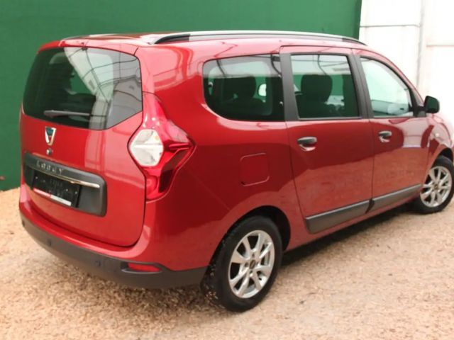 Dacia Lodgy 7 zitter